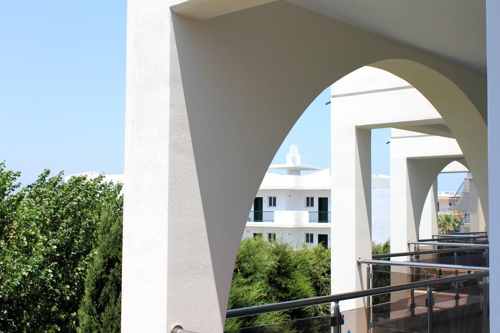 Sea Melody Beach Hotel Apartments Ialisos Habitación foto