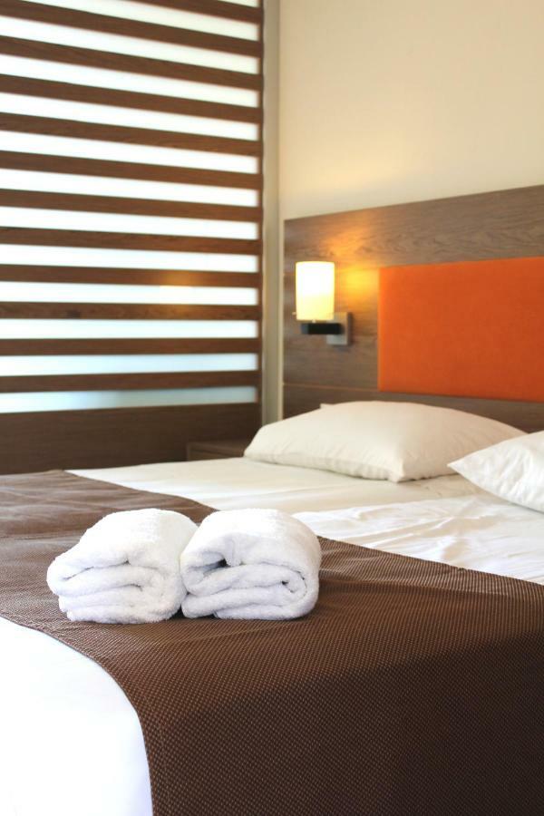 Sea Melody Beach Hotel Apartments Ialisos Exterior foto