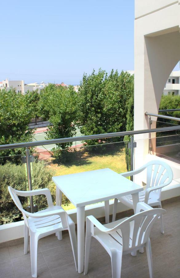 Sea Melody Beach Hotel Apartments Ialisos Exterior foto